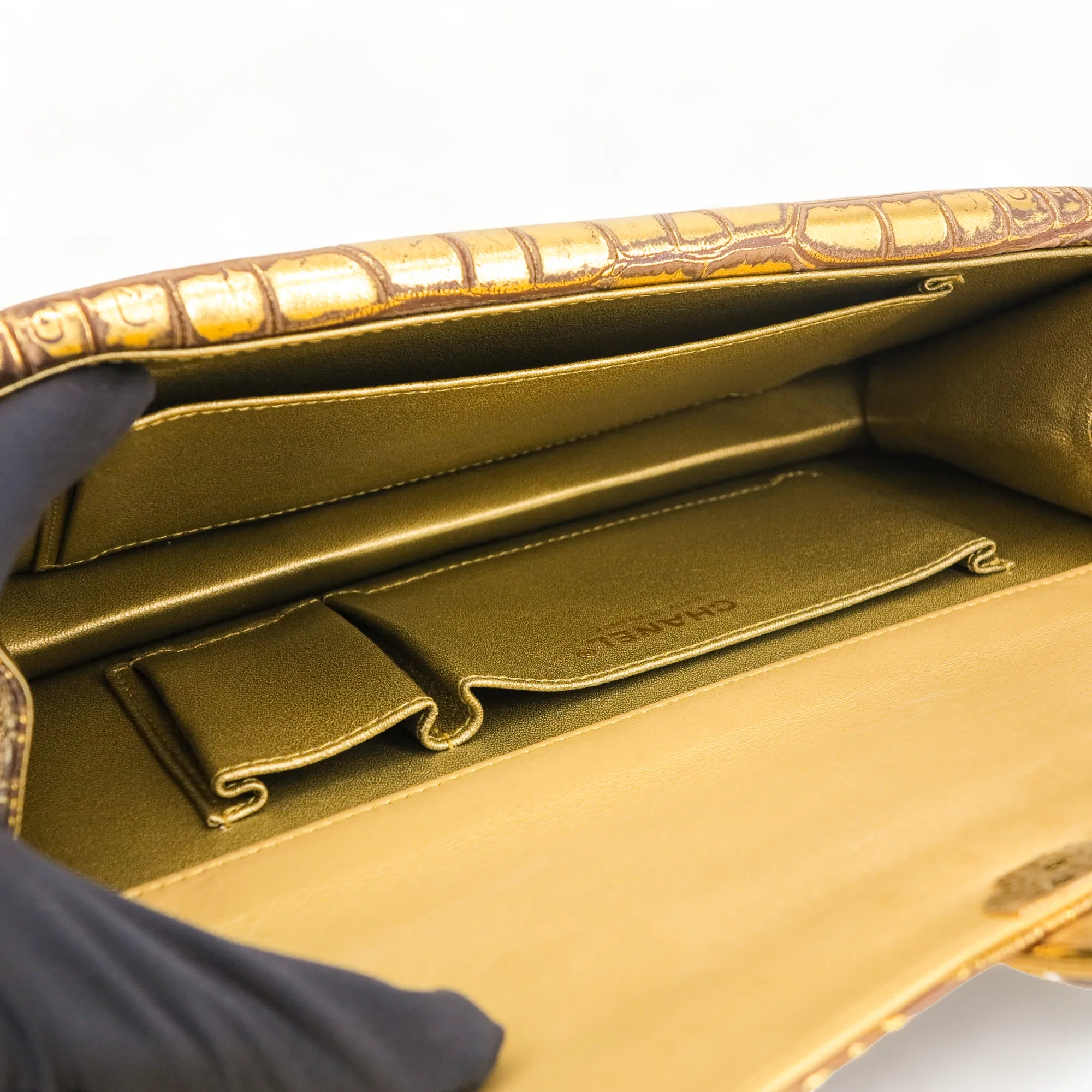 19A Ancient Egypt Gold Crocodile Embossed Jewelled Scarab Clutch Bag