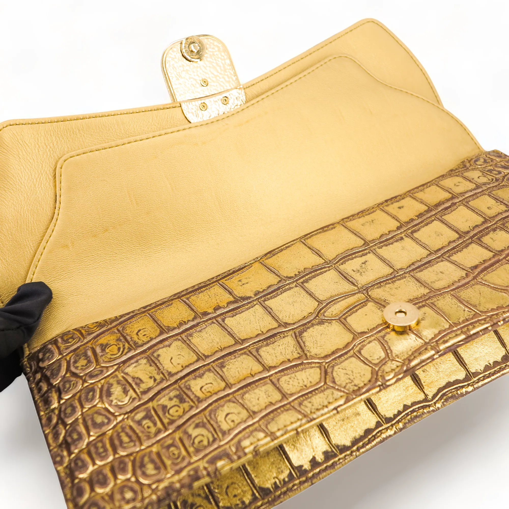19A Ancient Egypt Gold Crocodile Embossed Jewelled Scarab Clutch Bag
