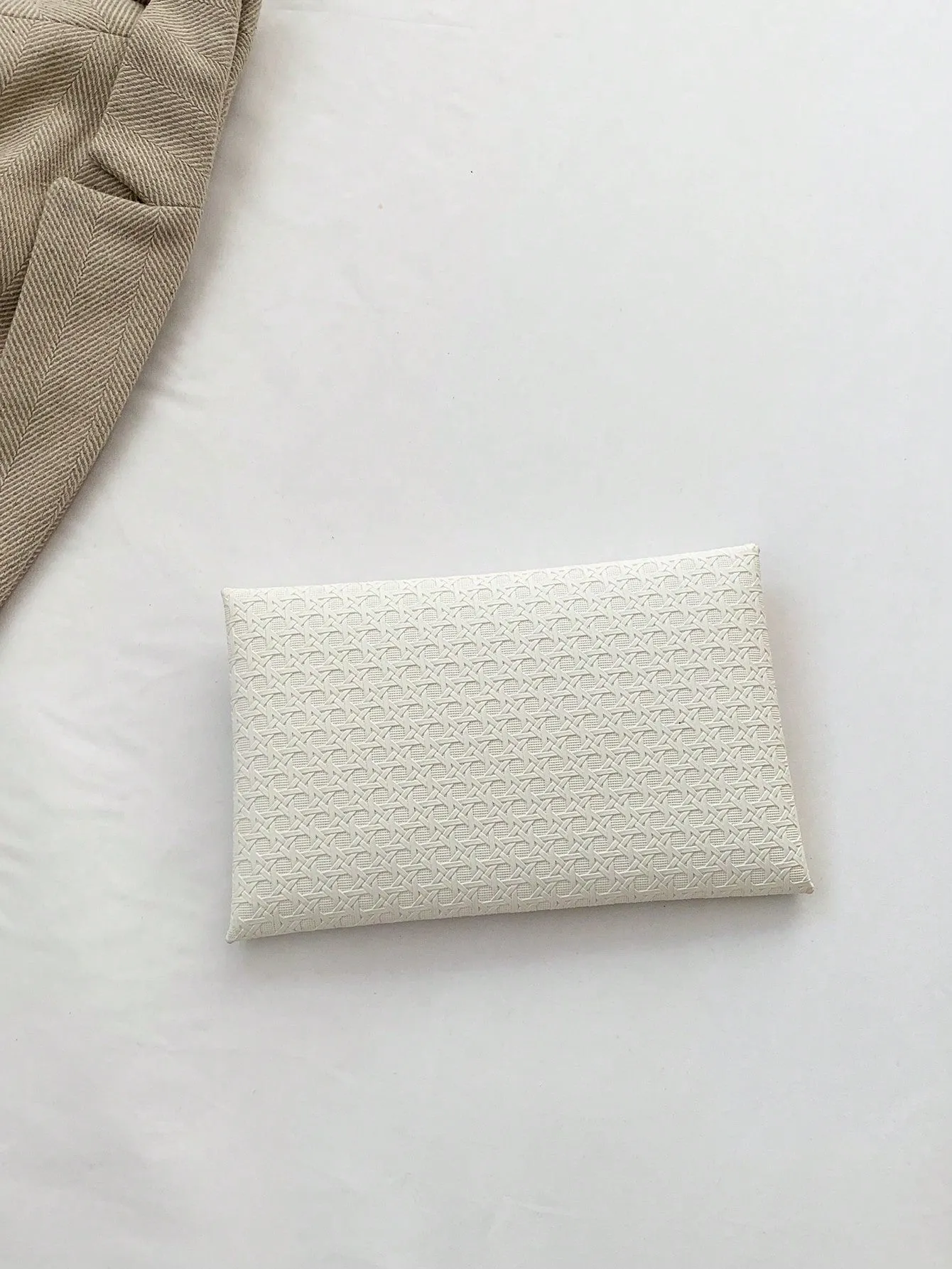 1pc Solid Color Woven Pu Square Envelope Clutch Bag - FD ⚡