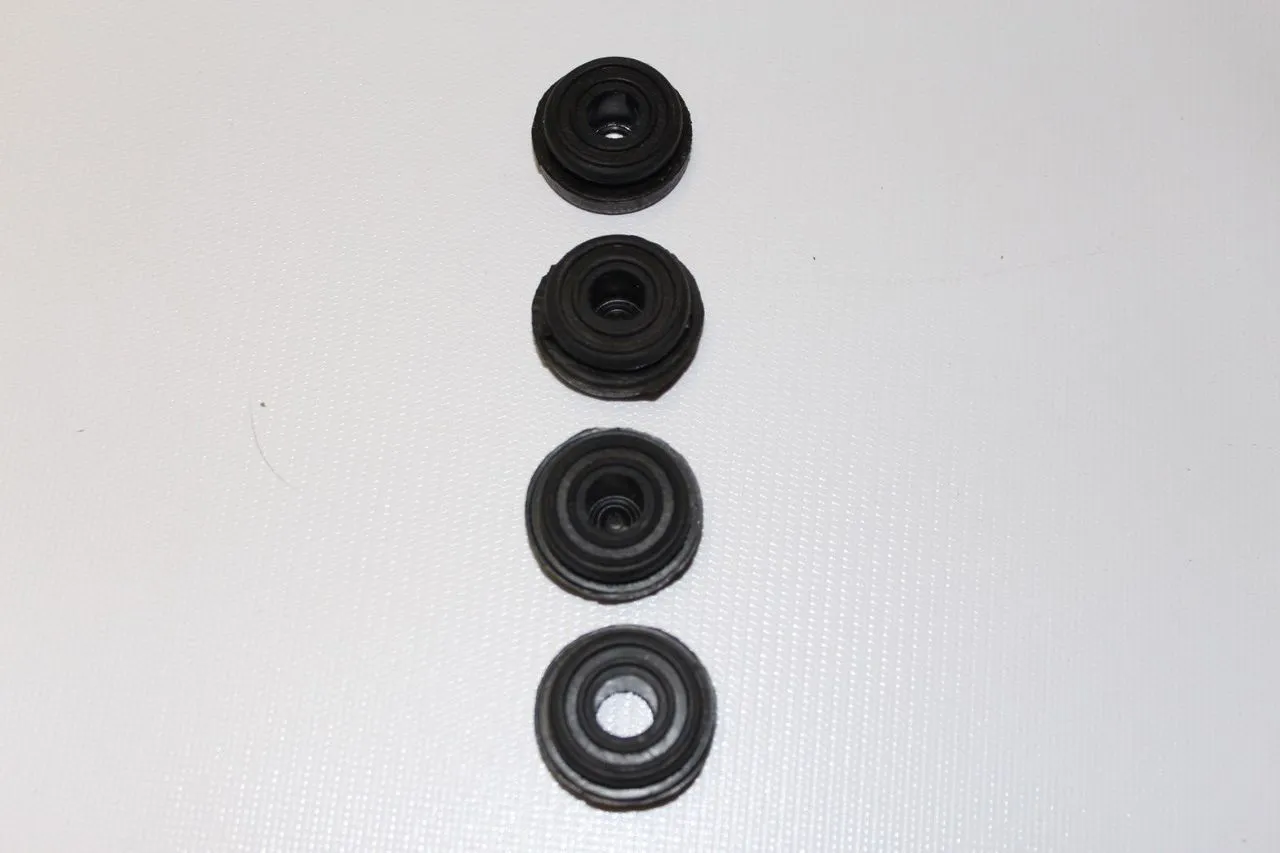 4 X Pieces Latex Rubber Grommet For Harley Davidson Touring Glide Hard Saddlebag Saddle Bag 11464