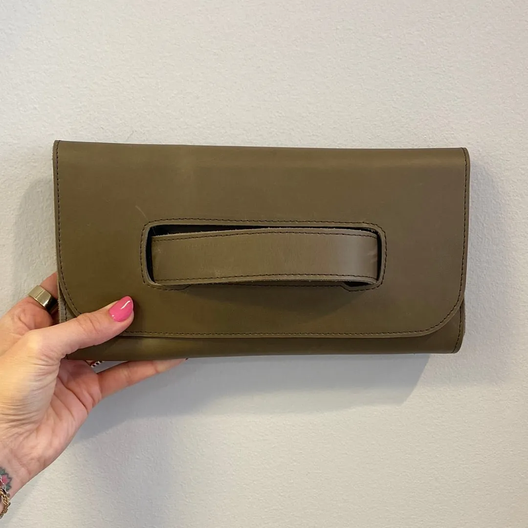 ABLE - Mare Handle Clutch - Olive