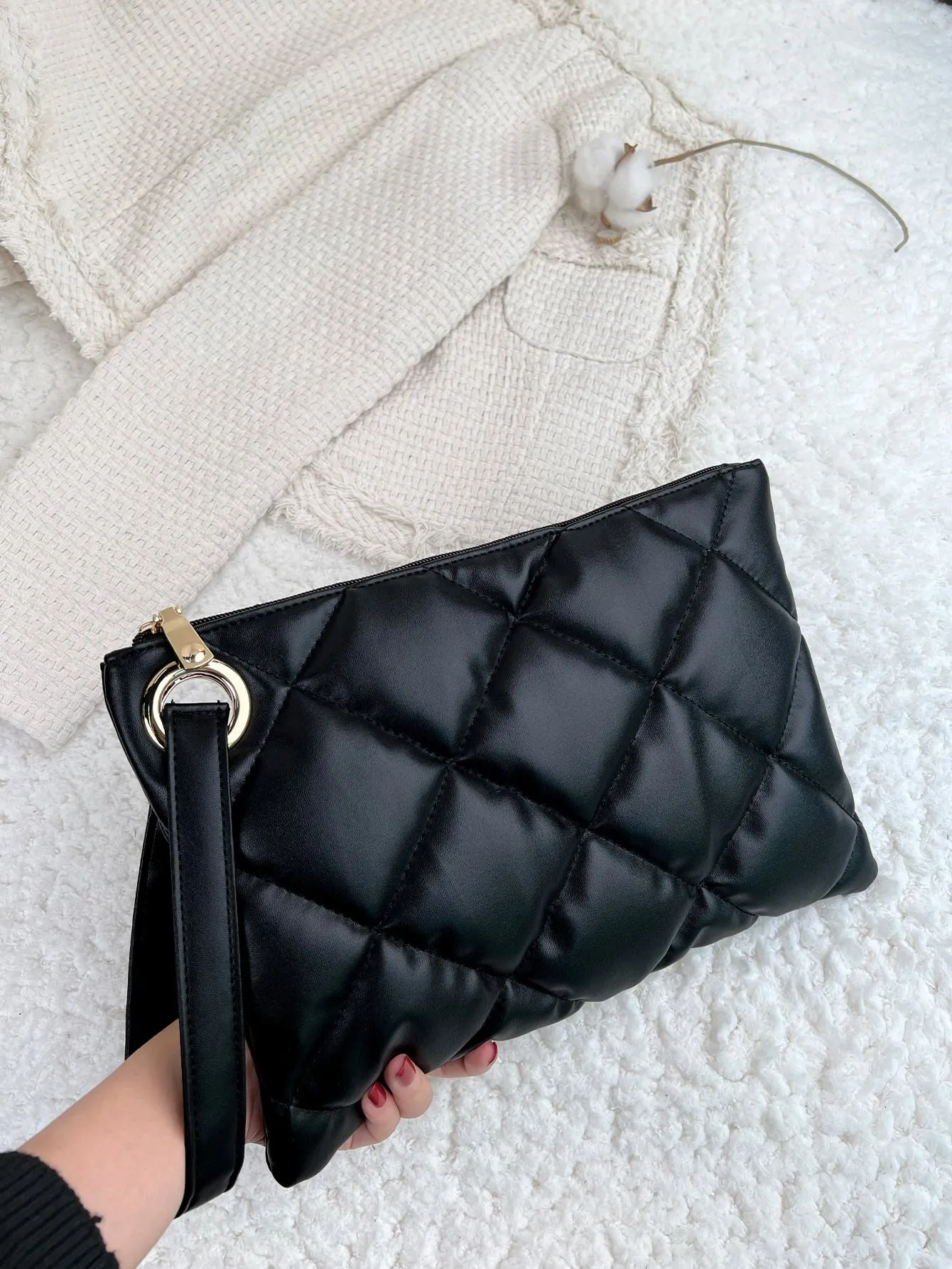 Argyle Quilted Square Bag - Black