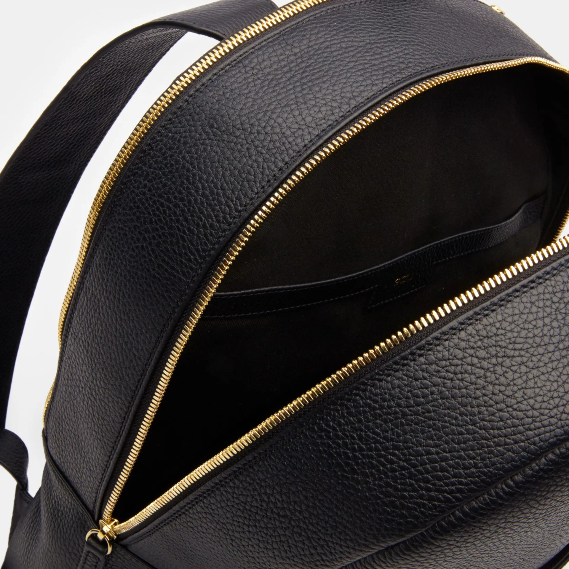 Brooklyn Italian Leather Backpack in Black