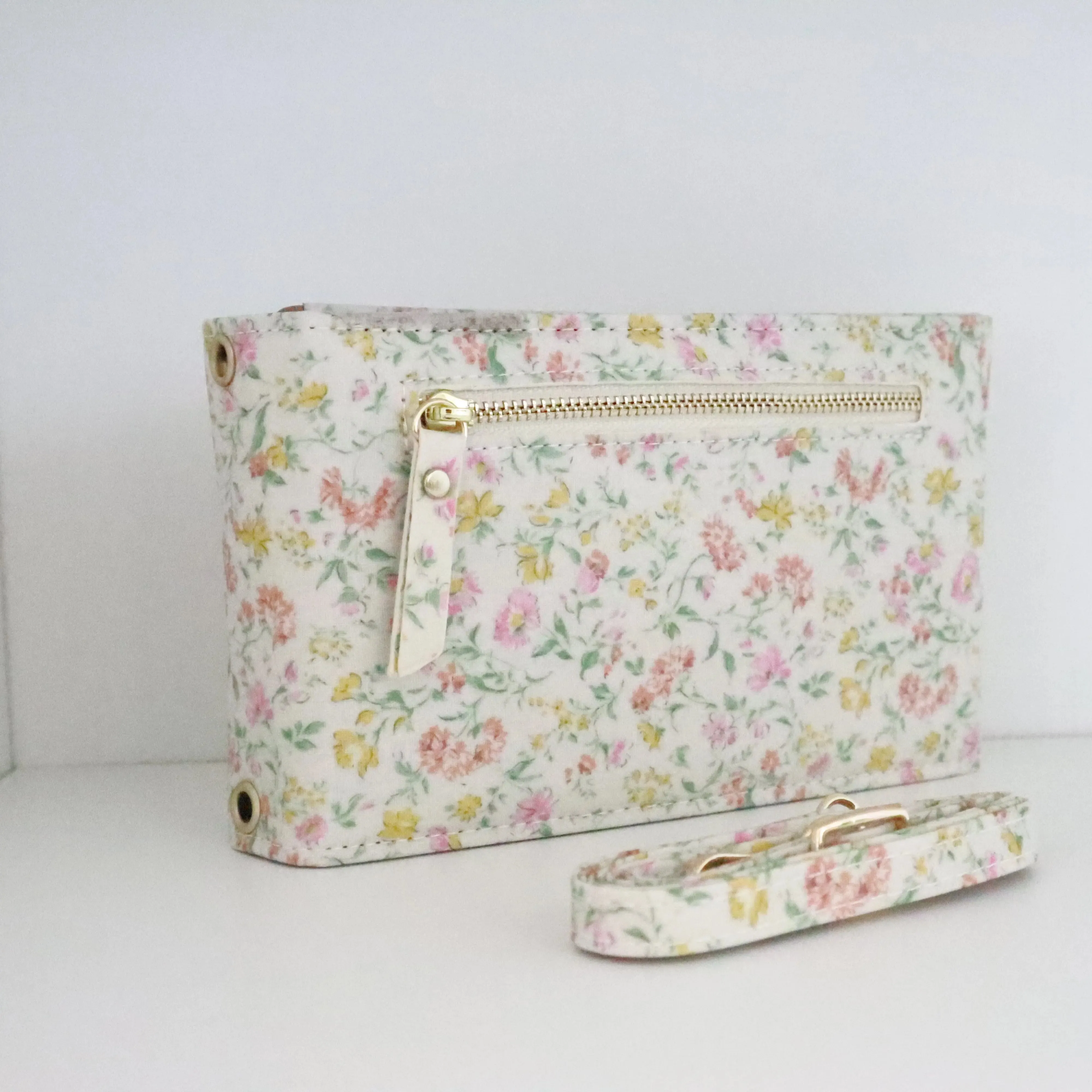Cartera bandolera Waterproof Aguacate Bags Garden