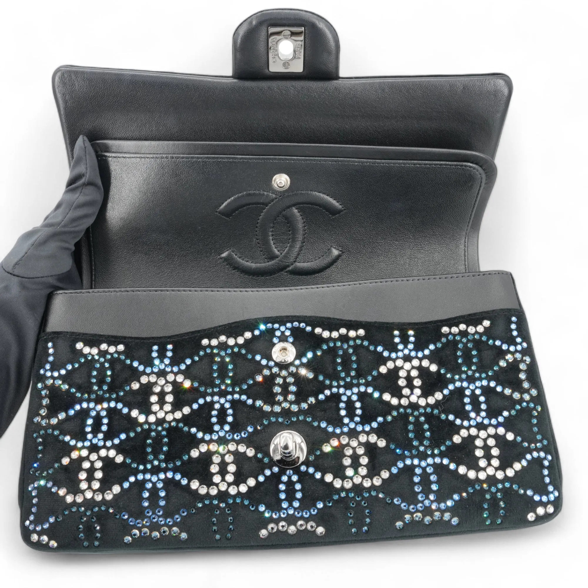 CC Strass Swarovski Crystal Black Velvet Medium Classic Double Flap Bag