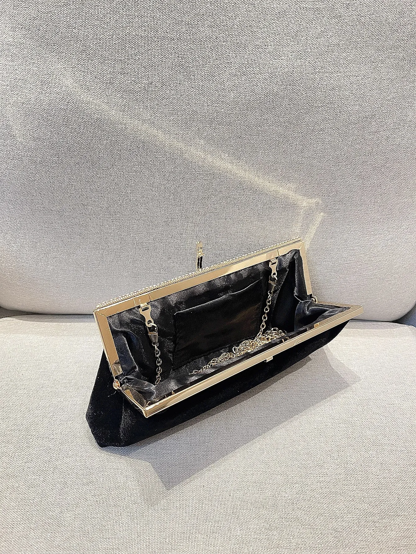 Chain Decor Velvet Evening Bag - Black