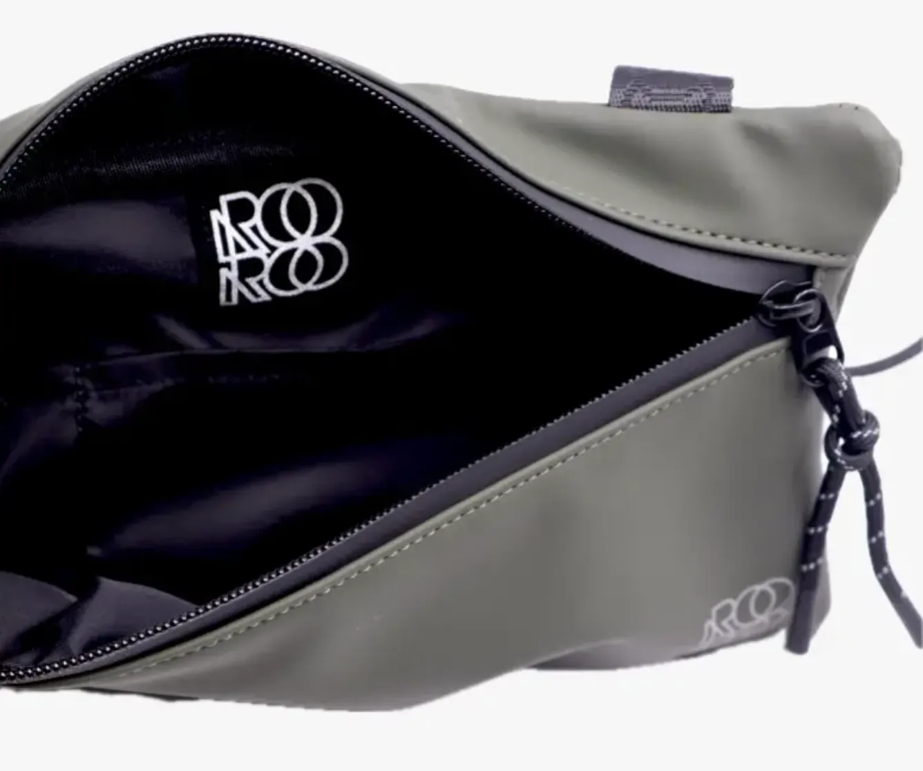 Commuter Simple Pouch