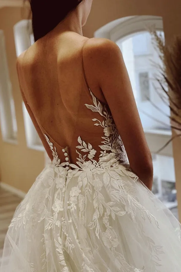 Elegant A Line V Neck Tulle Wedding Dresses with Appliques