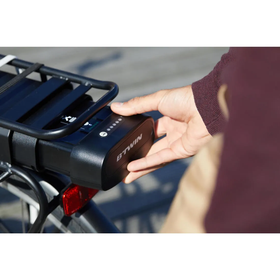 Elops 500 E Low Frame Electric City Bike