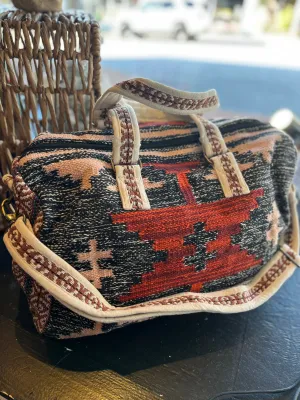 Faded Aztec Print Duffle Bag - Black/Red