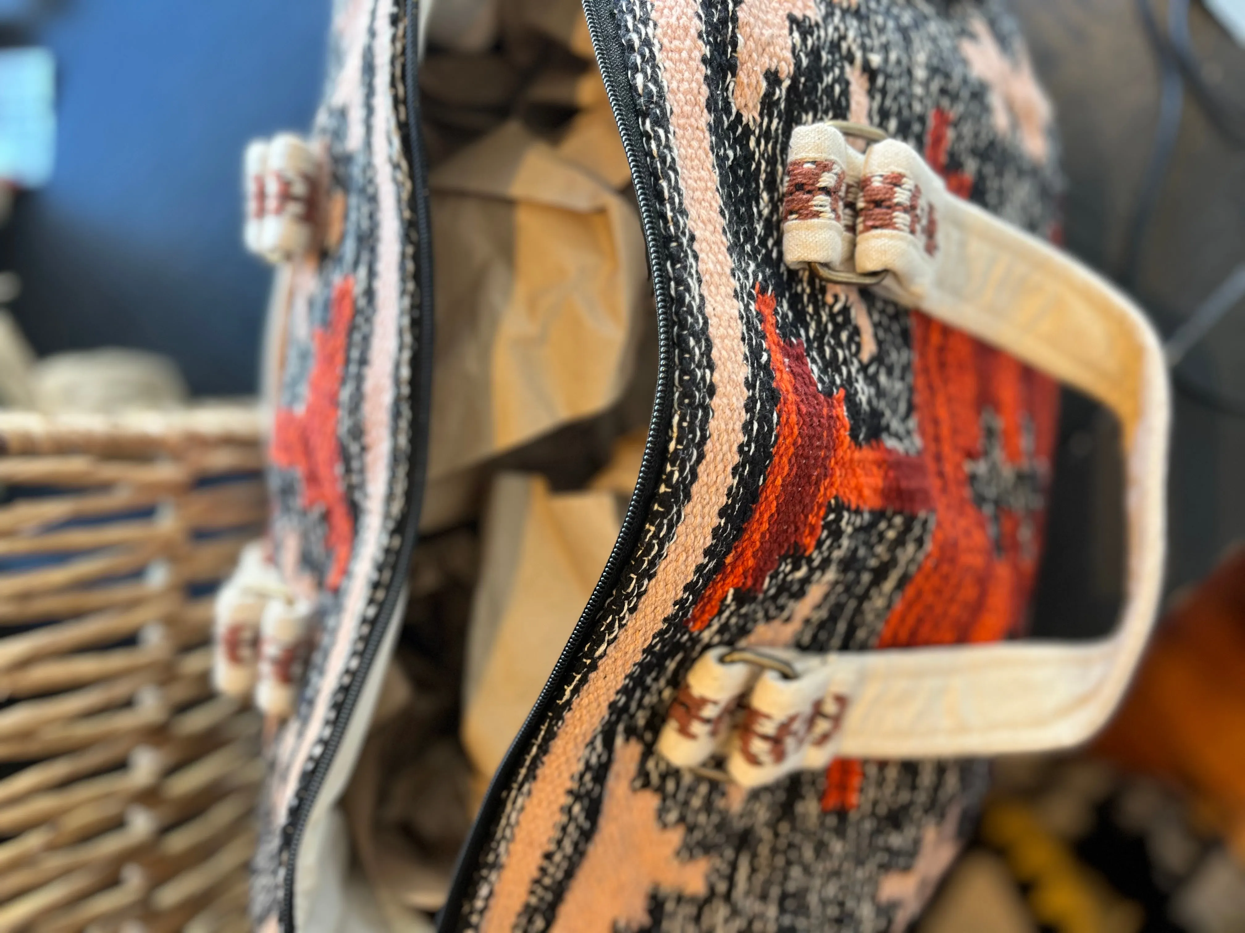 Faded Aztec Print Duffle Bag - Black/Red