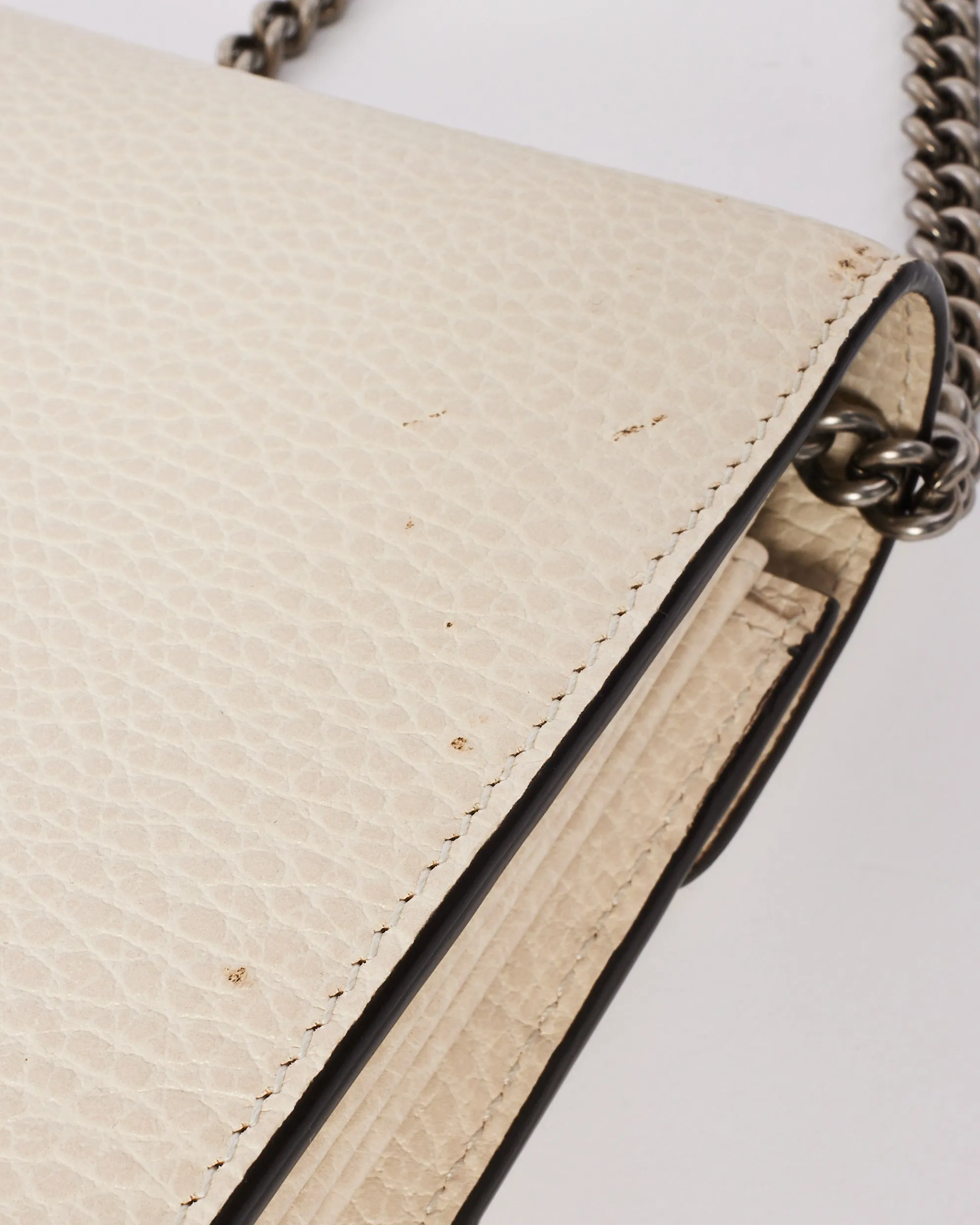 Gucci Off White Grained Leather Dionysus Mini Chain Wallet