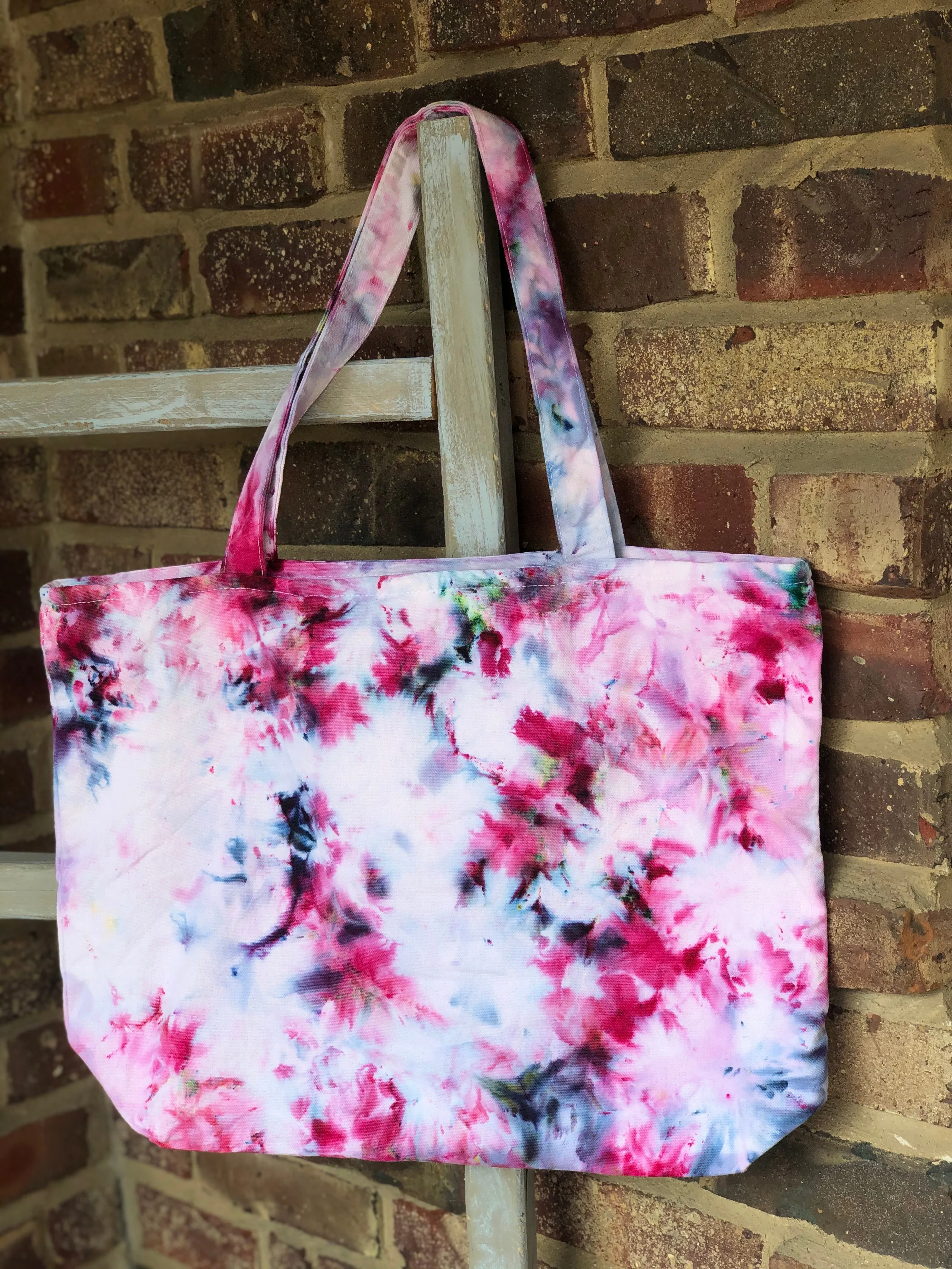 Large Zip Ice Dye Tote