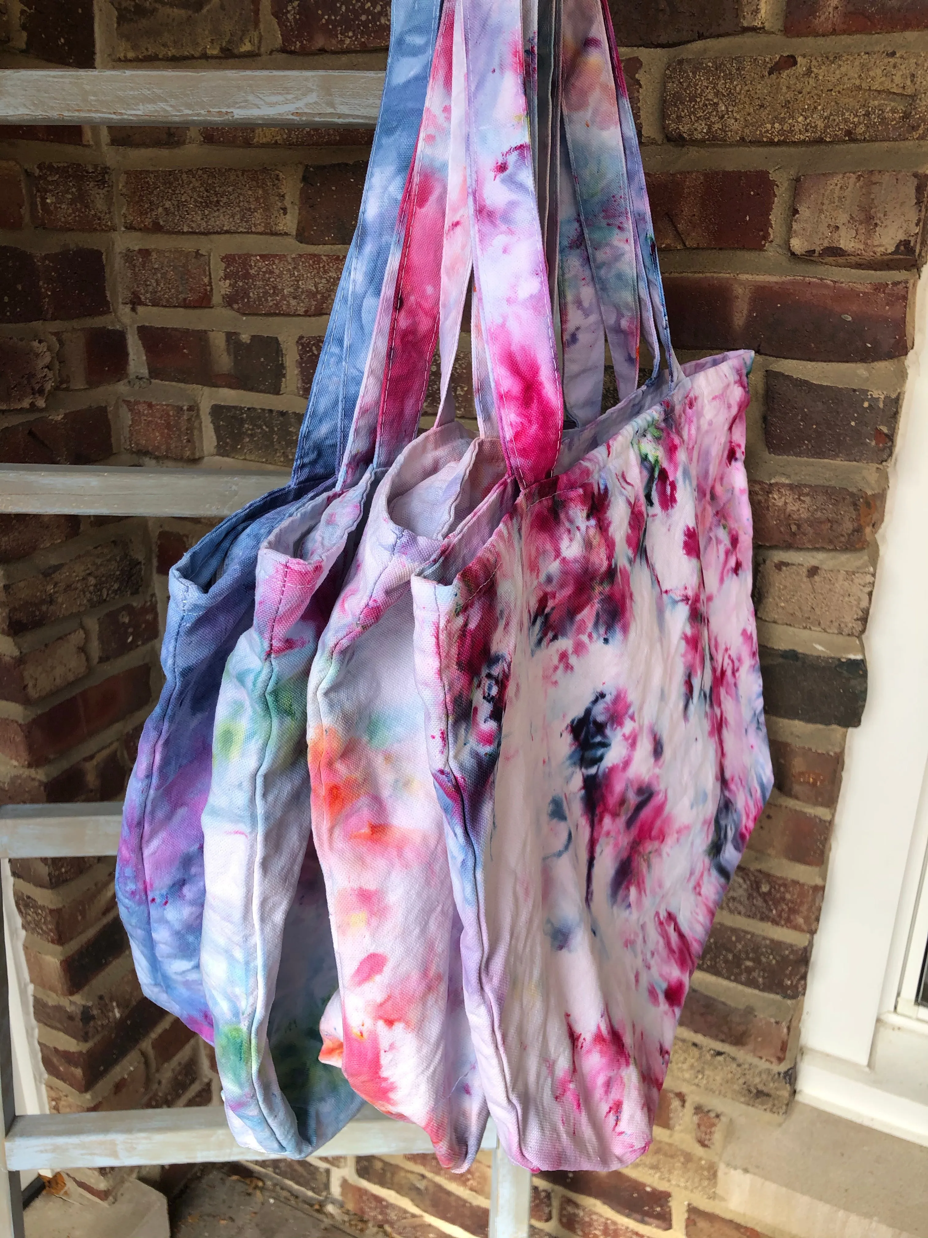 Large Zip Ice Dye Tote