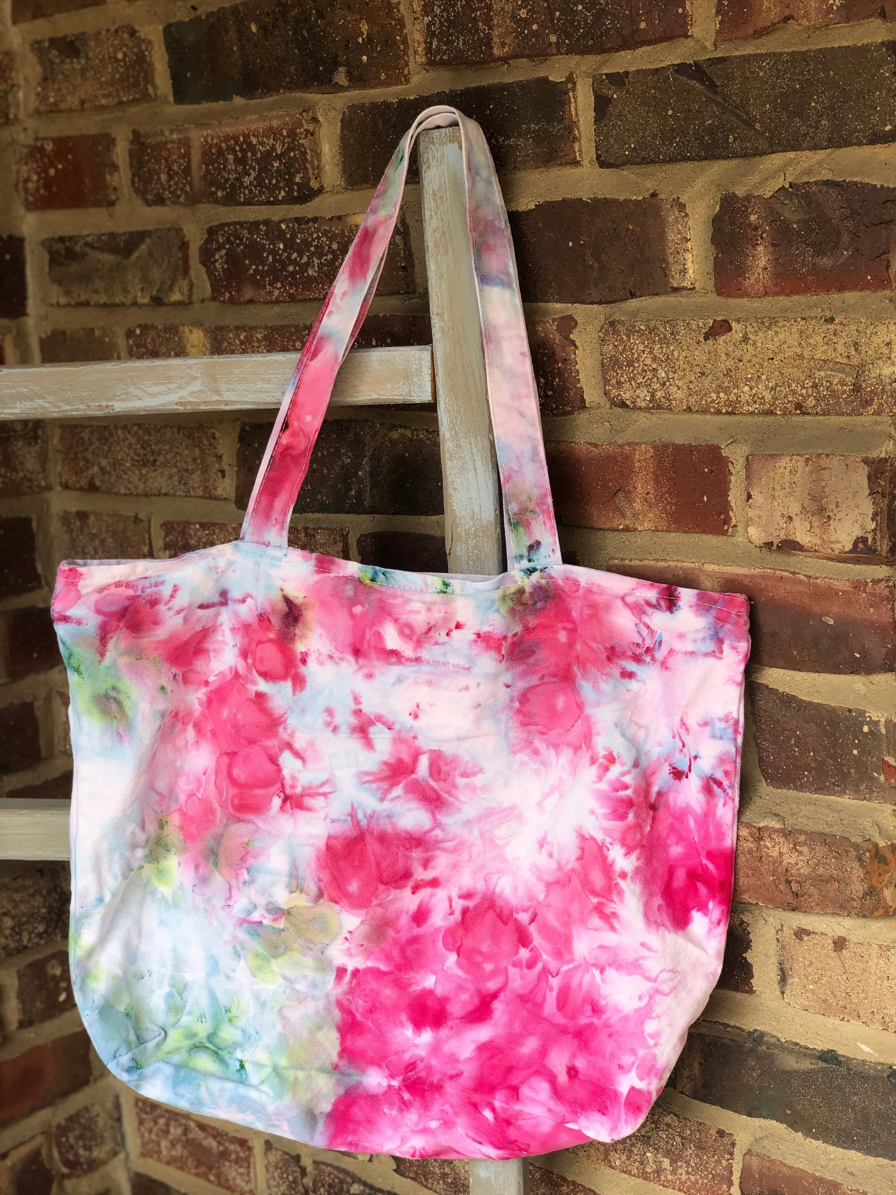 Large Zip Ice Dye Tote