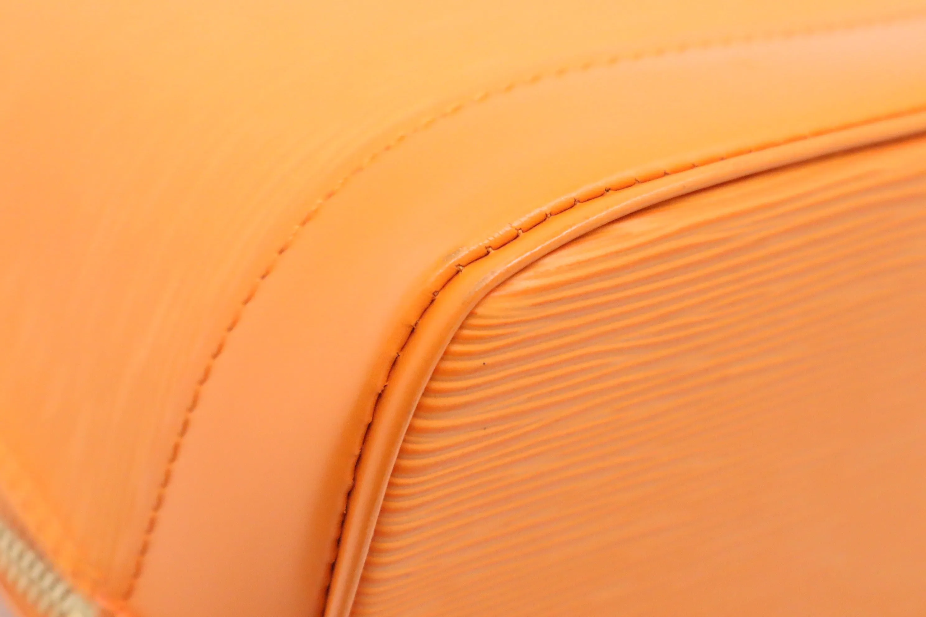 Louis Vuitton Alma PM in Mandarin Epi Leather