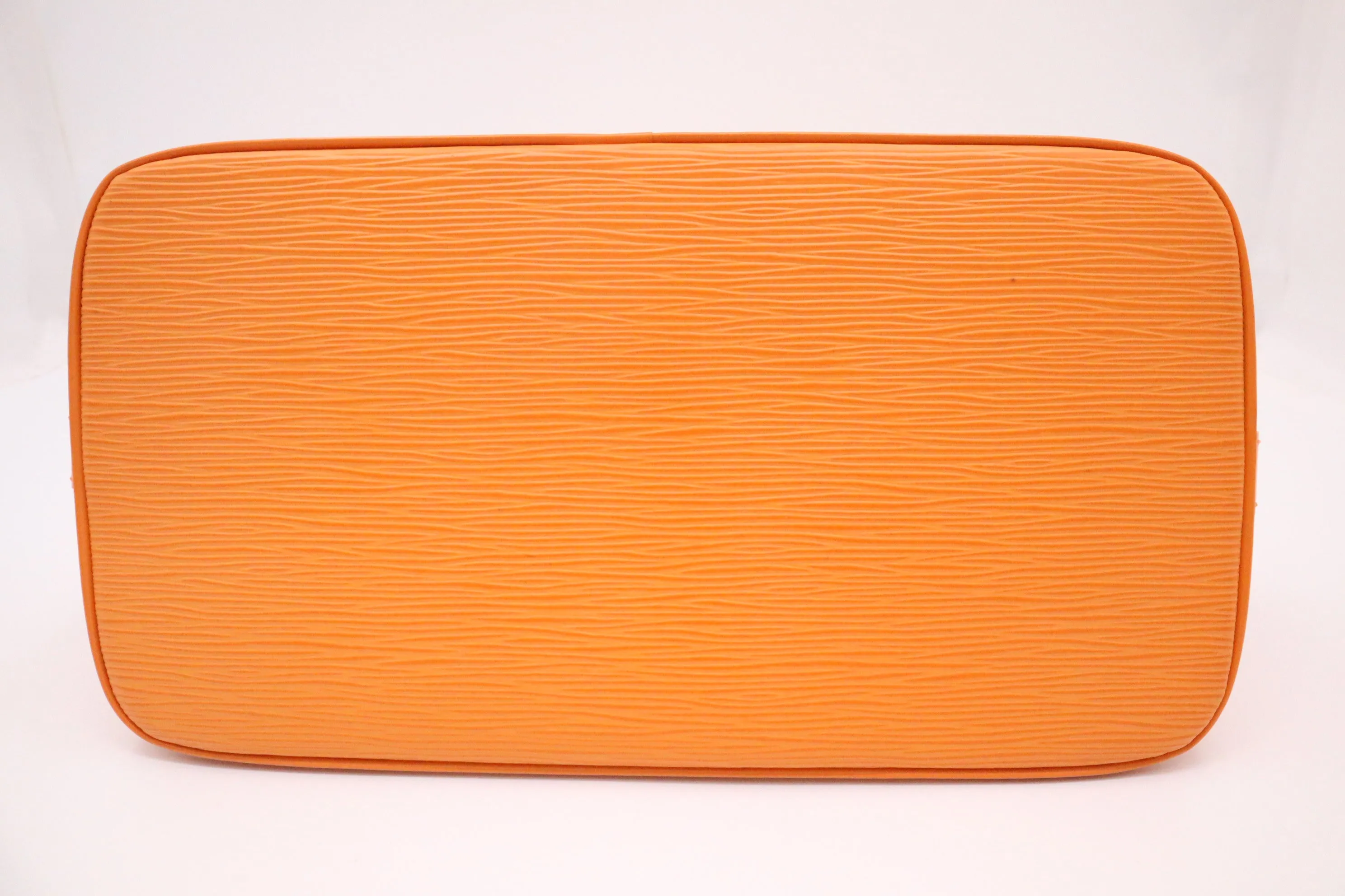 Louis Vuitton Alma PM in Mandarin Epi Leather