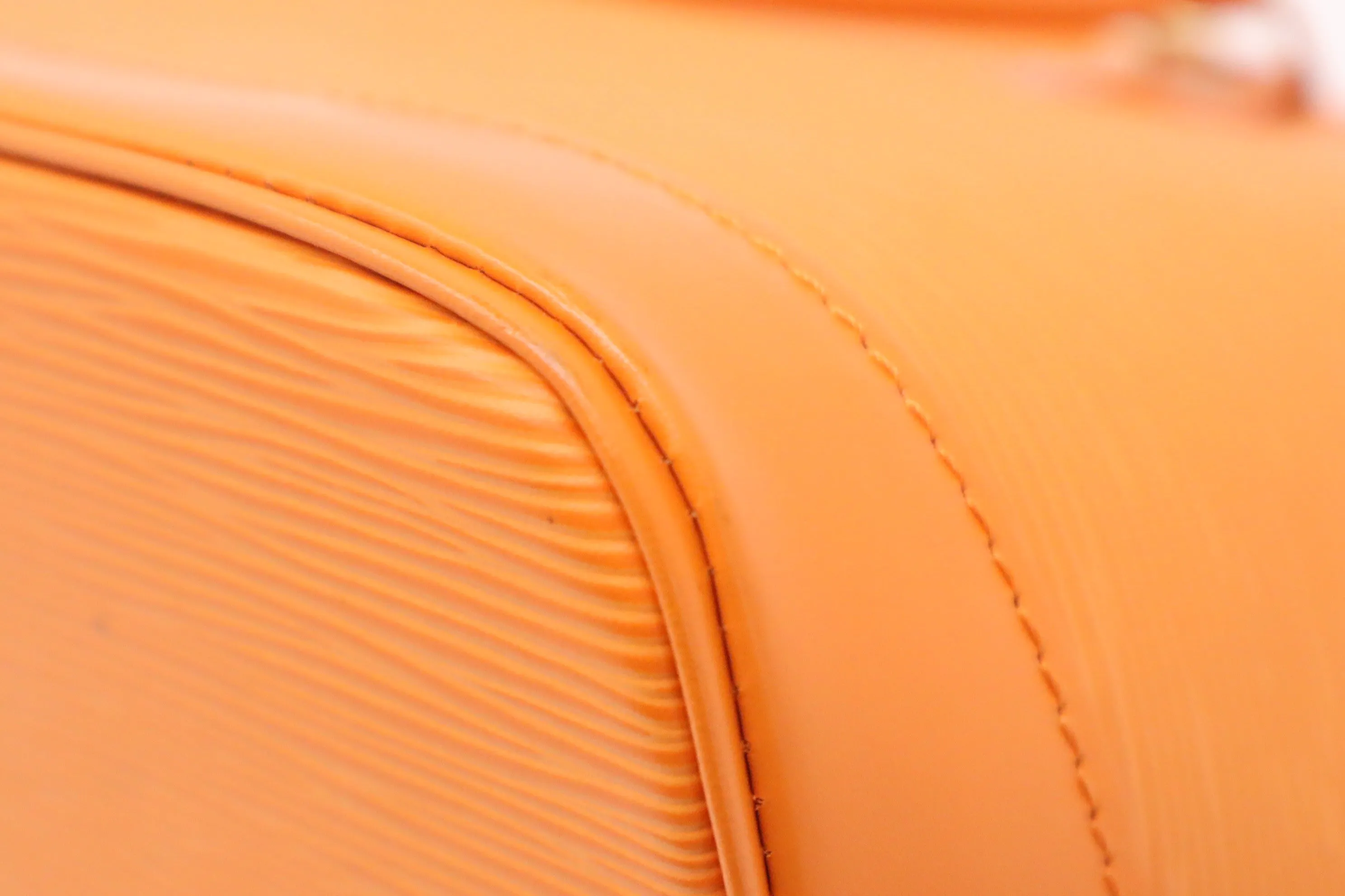 Louis Vuitton Alma PM in Mandarin Epi Leather