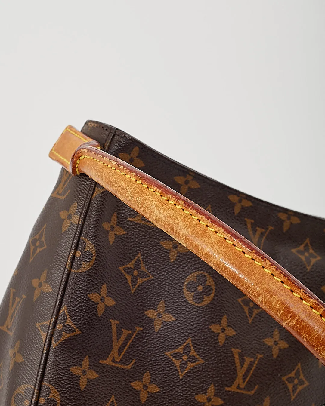 Louis Vuitton Monogram Canvas Looping MM Shoulder Bag