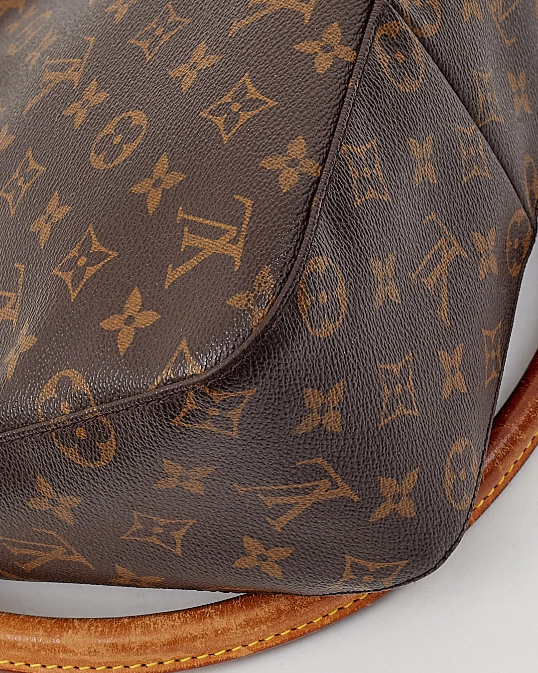Louis Vuitton Monogram Canvas Looping MM Shoulder Bag