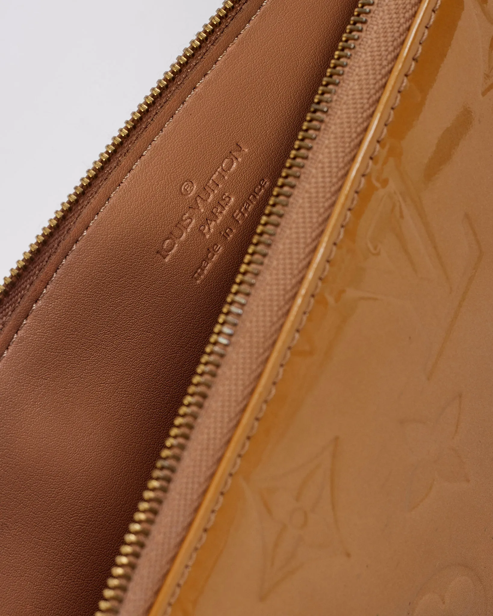Louis Vuitton Vernis Monogram Lexington Pochette Shoulder Bag