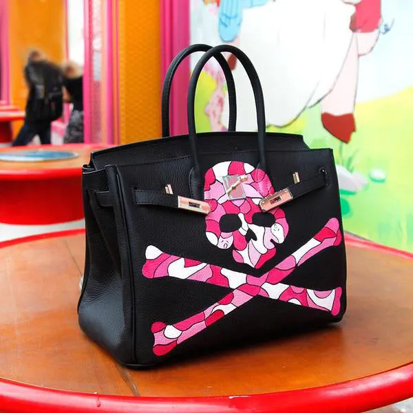Magnificent Genuine Leather Graffiti Skull Designer Handbag