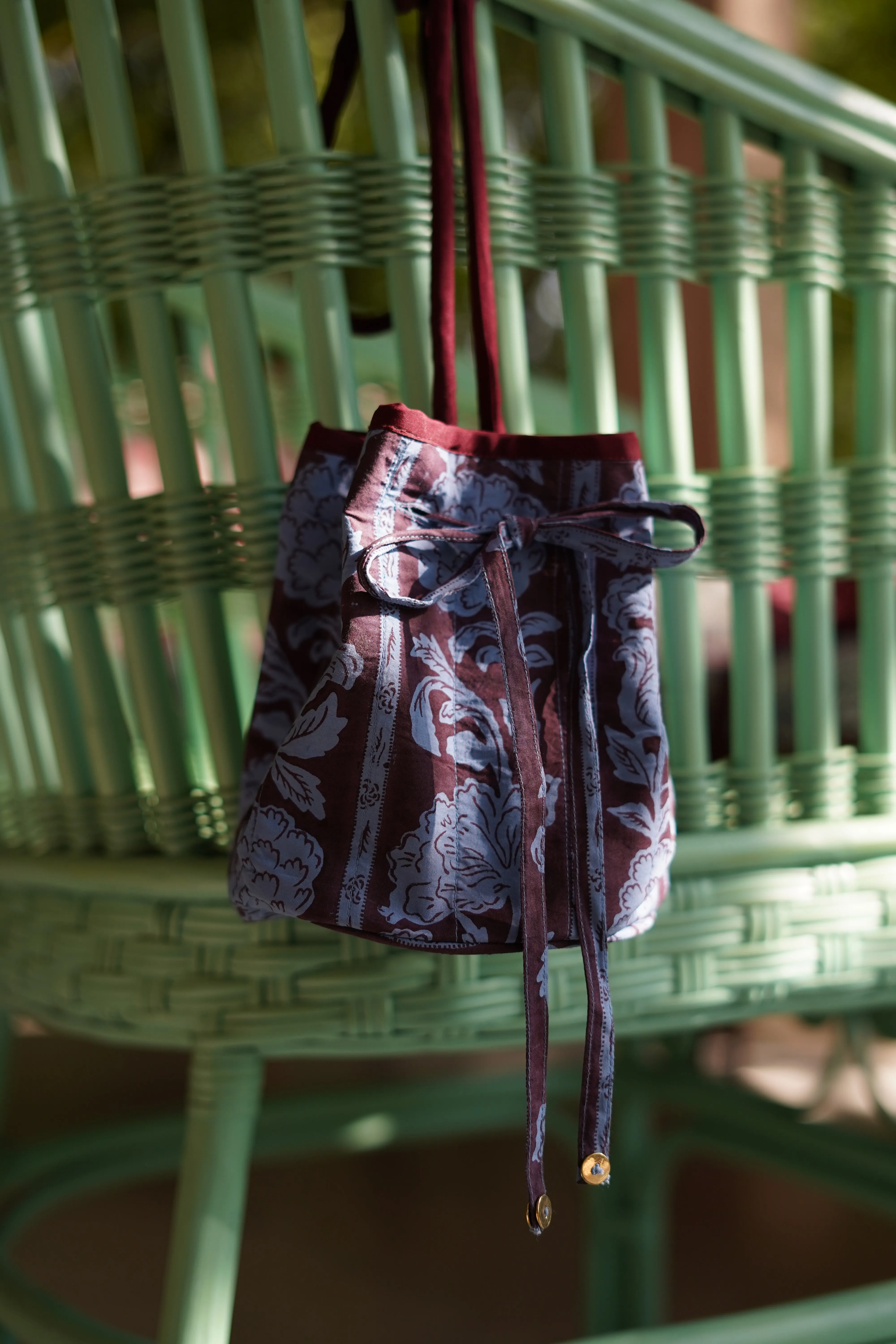 Momo Bag in Bitter Chocolate