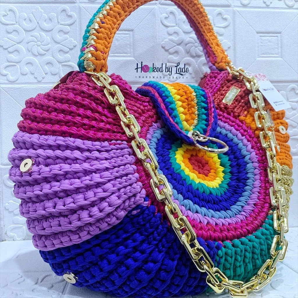 Multicolored 'Fola' XXXL Bag (16" x 6")