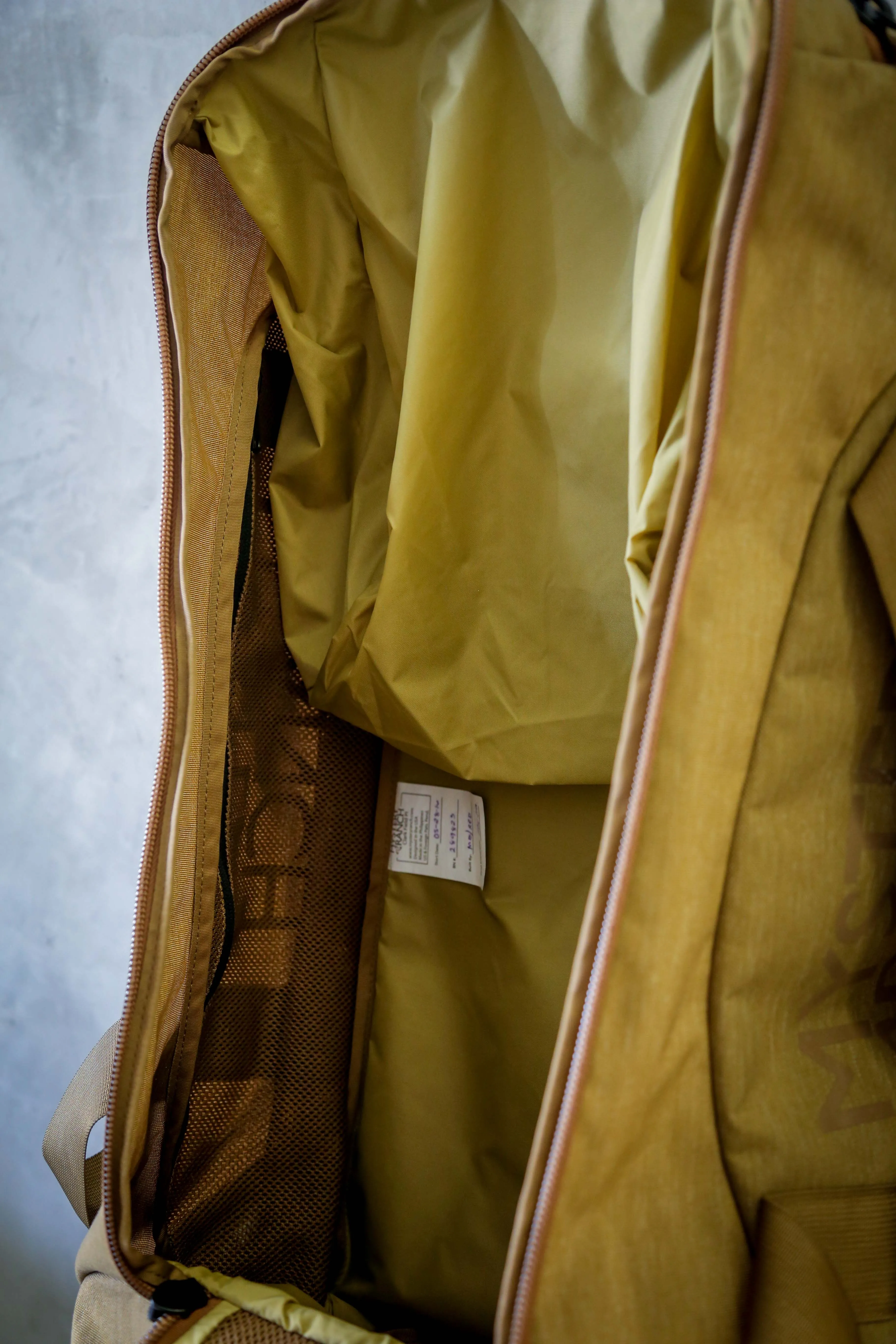 Mystery Ranch Mission Duffel 90 Coyote