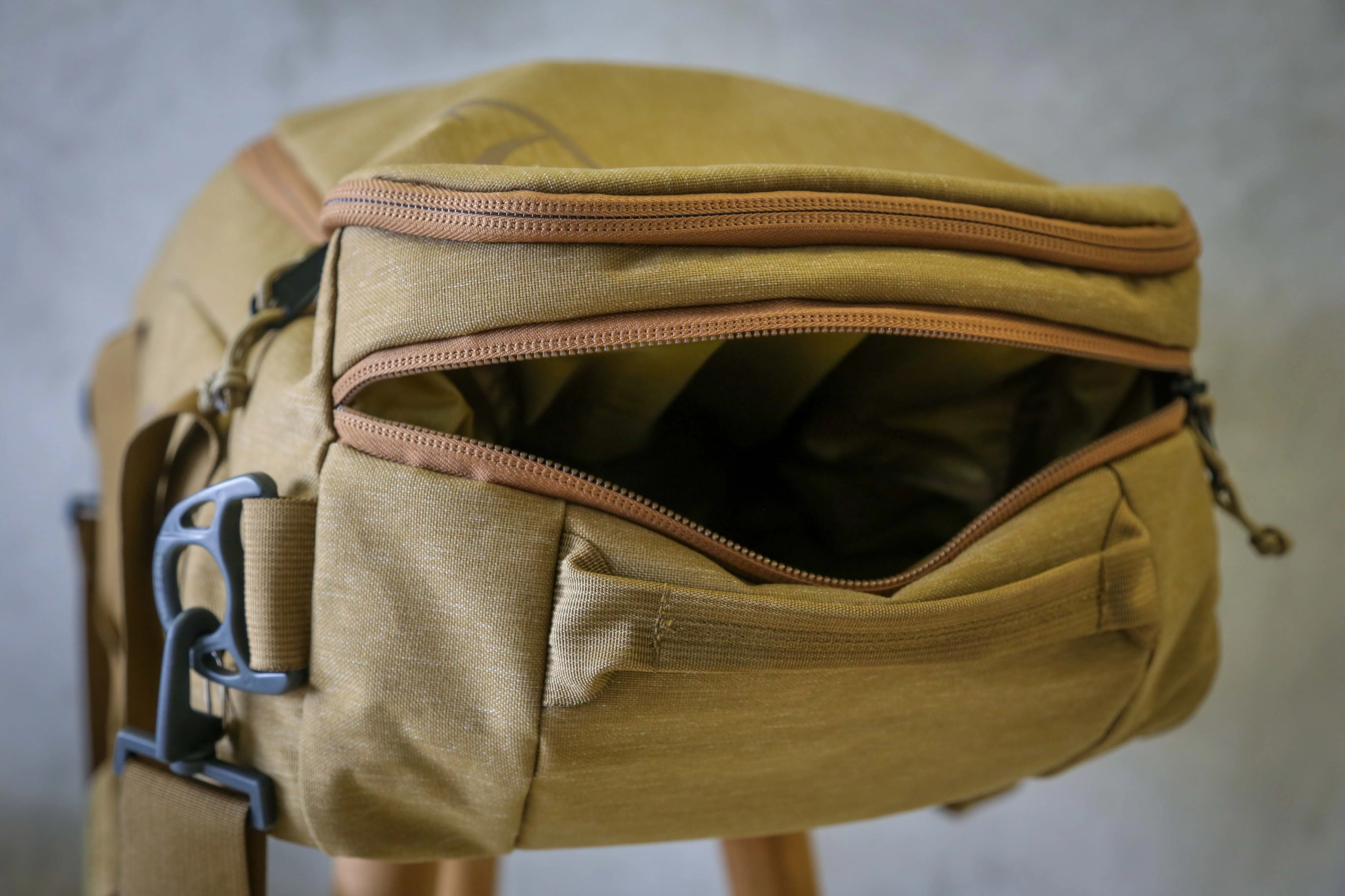 Mystery Ranch Mission Duffel 90 Coyote