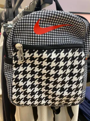NIKE Sportswear Futura 365 DM3117