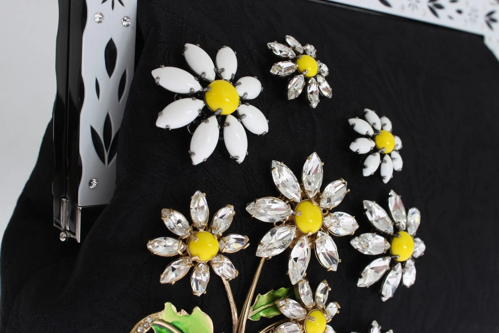 Purse VANDA Black Brocade Floral Crystal Clutch
