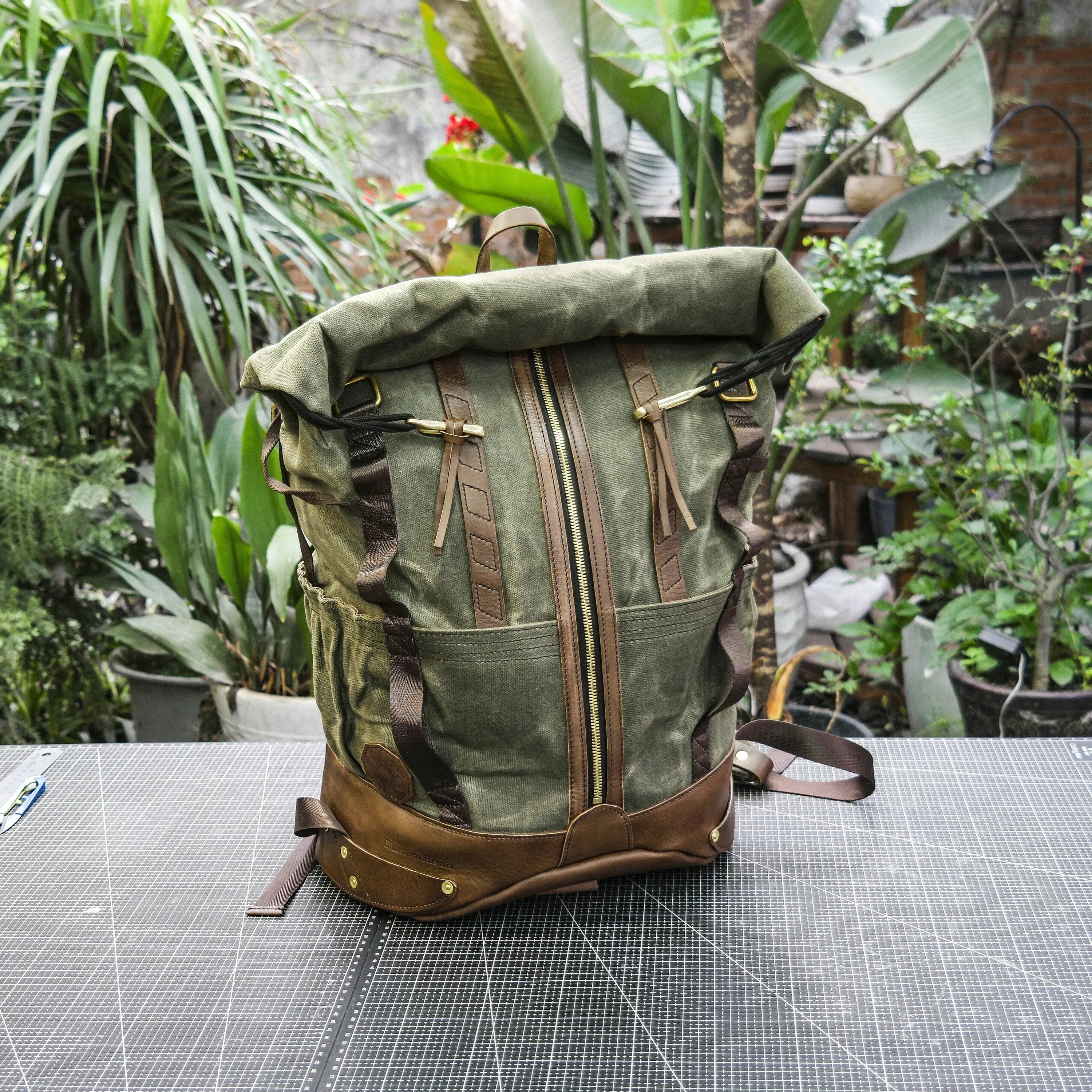 Retro oil wax canvas backpack - backpack travel, cycling backpack, motorcycle travel