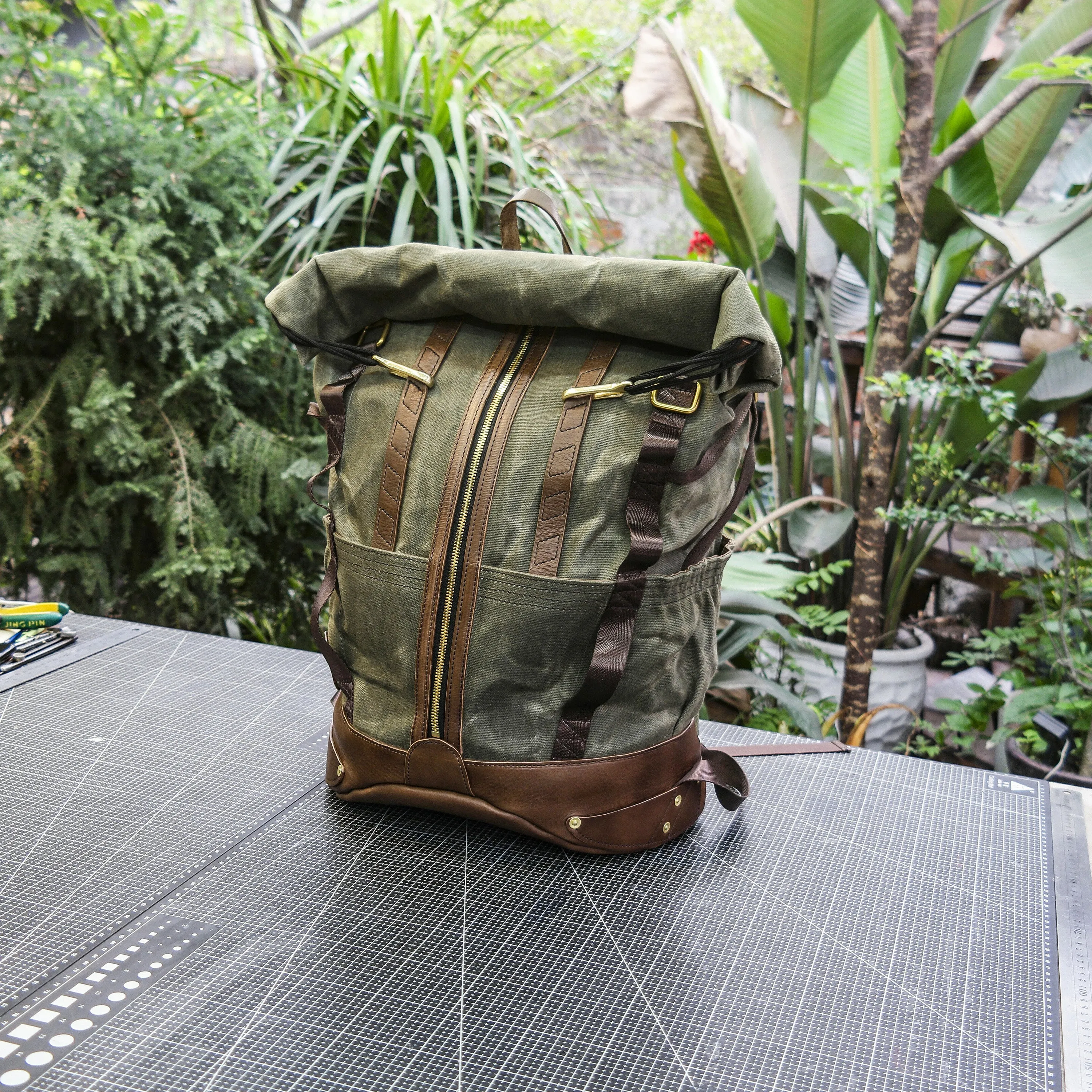 Retro oil wax canvas backpack - backpack travel, cycling backpack, motorcycle travel
