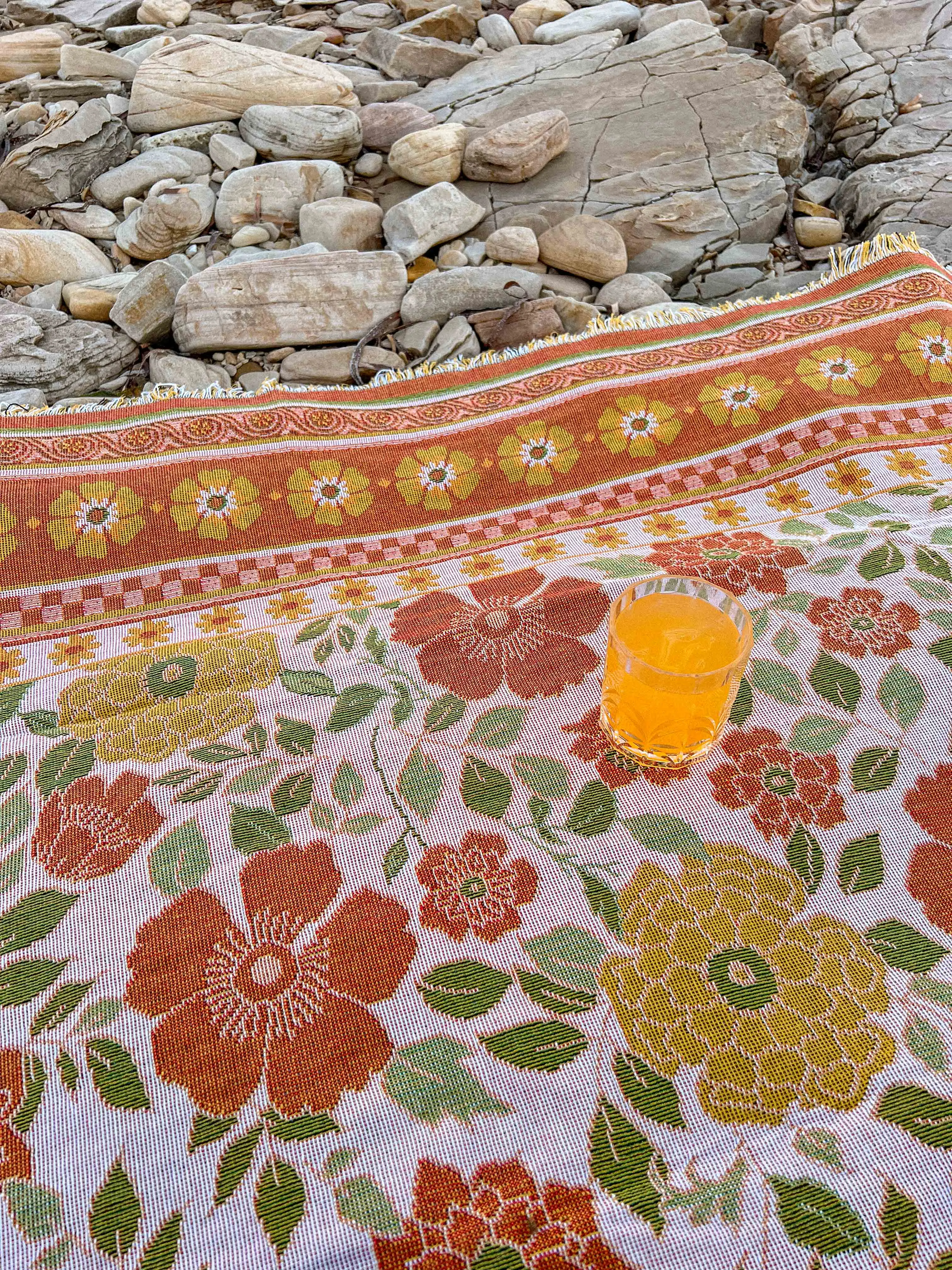 Salty Aura - The Golden Rug: Large