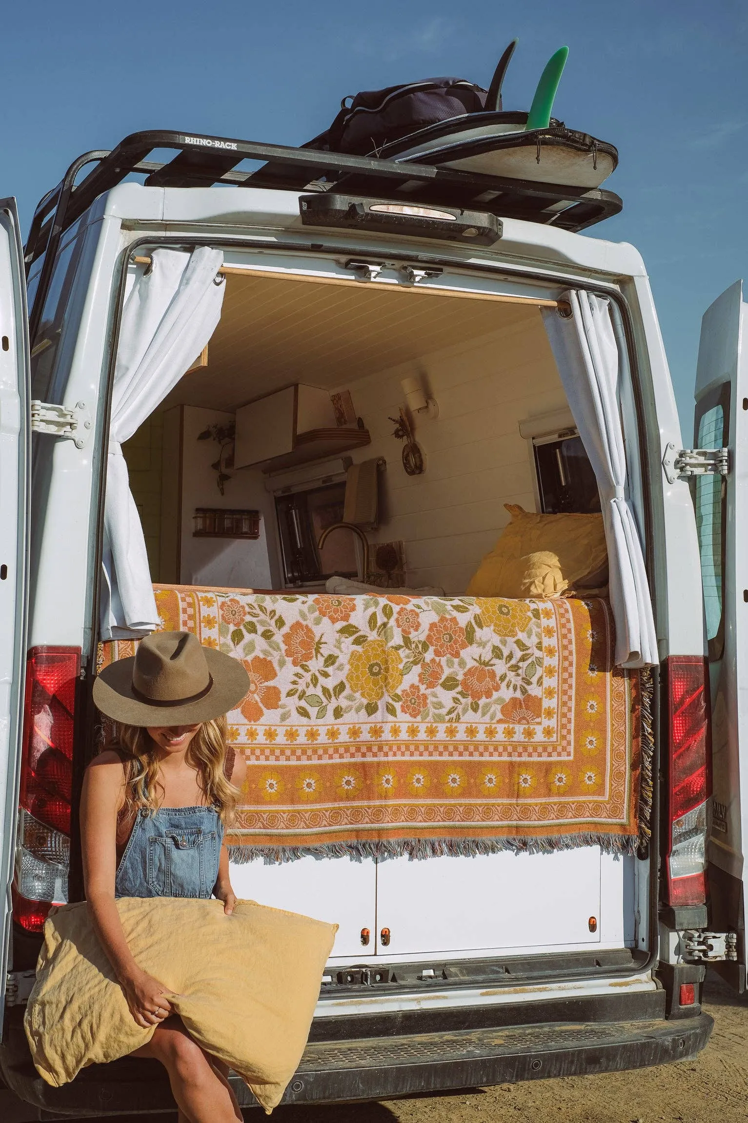 Salty Aura - The Golden Rug: Large