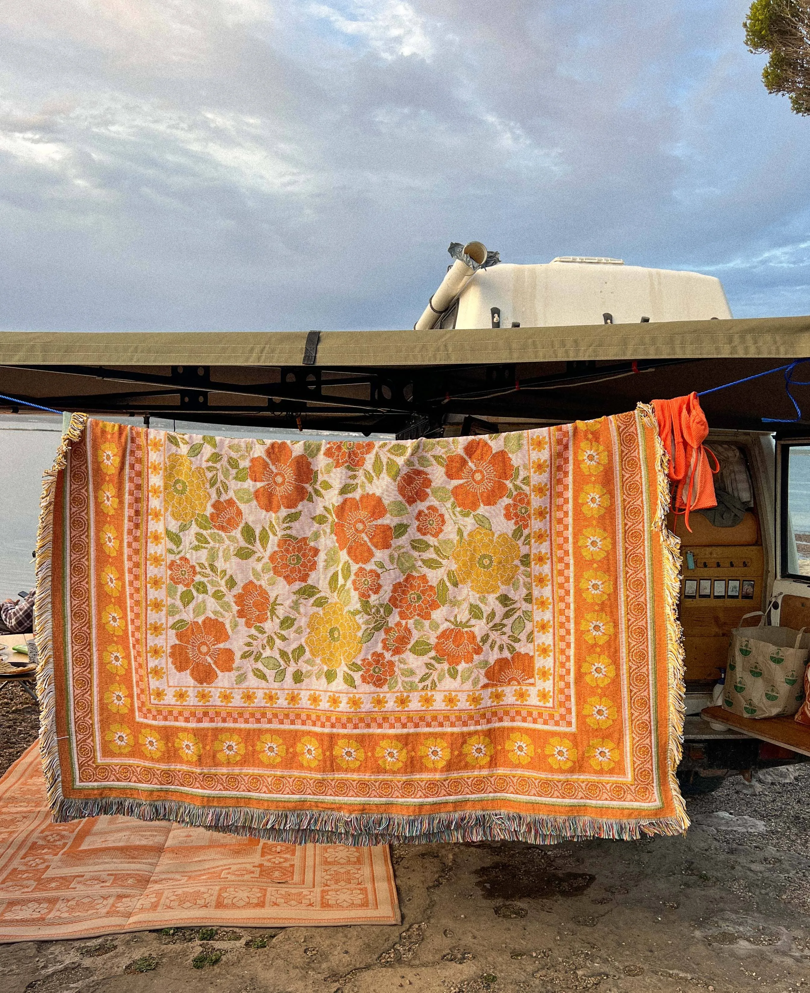Salty Aura - The Golden Rug: Large