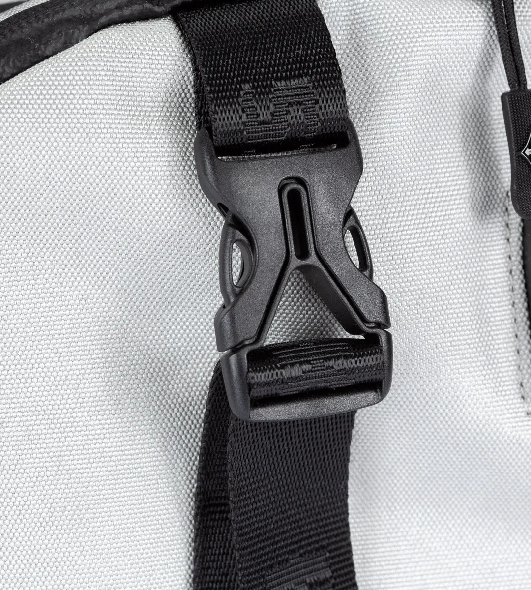 Vault 60L Duffle - Concrete Grey