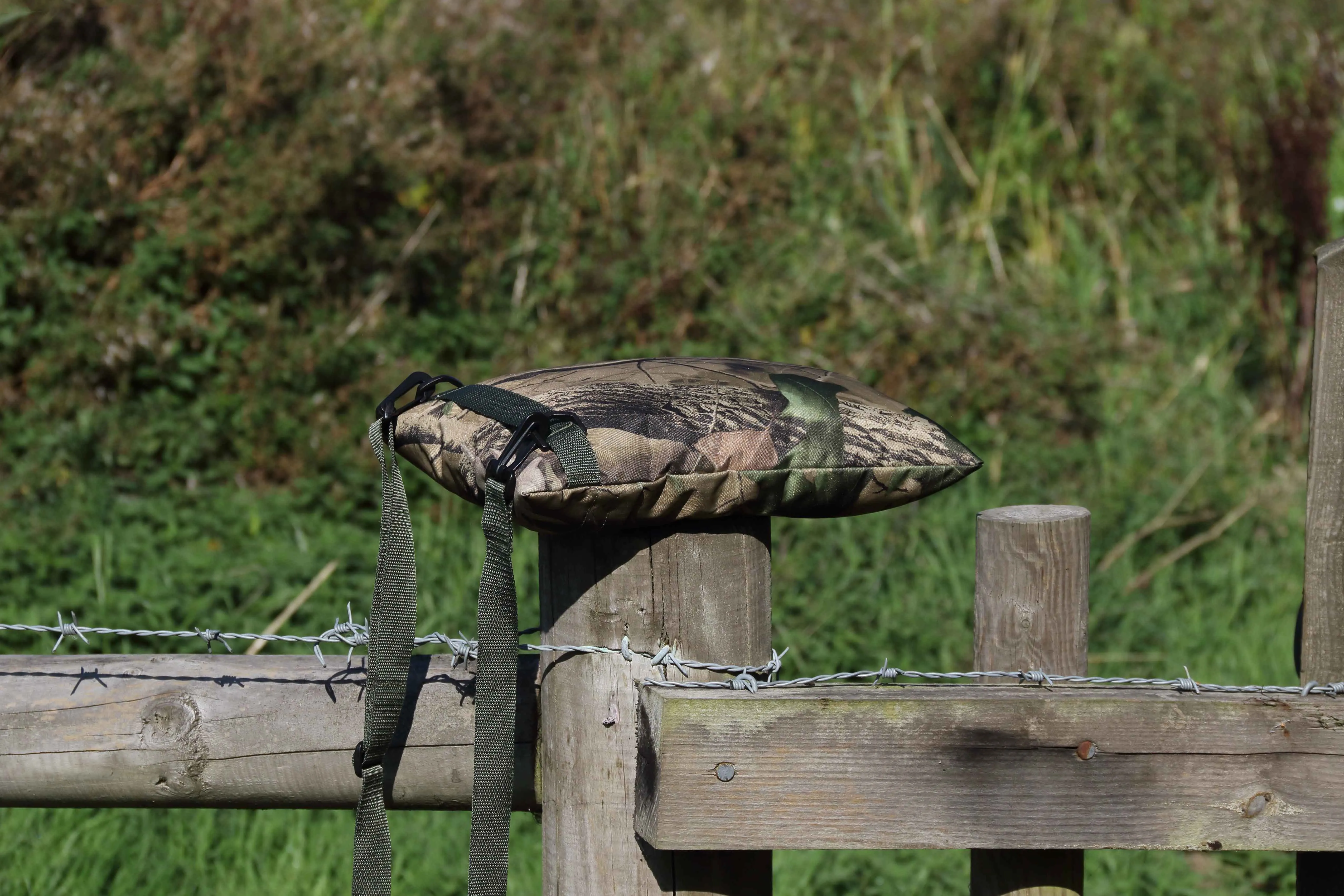 WOODLAND CAMO Waterproof Camera Bean Bag, with Shoulder strap Filled/Unfilled with inside Zip Liner