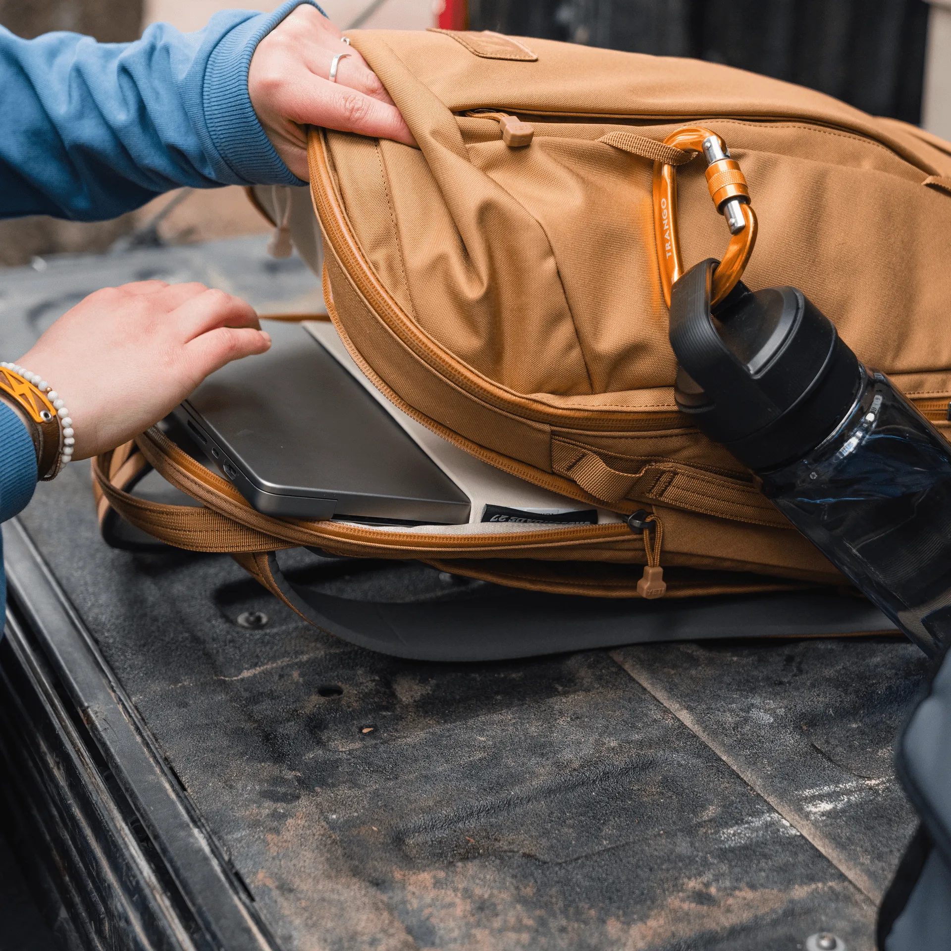 YETI Crossroads Backpack 27L